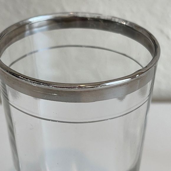 Macbeth-Evans Glass Company Optic Rib Silver Platinum Rim Juice Glasses set of 2 - Picture 3 of 7